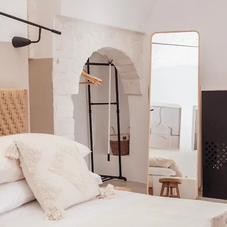 Corte Giotto Exclusive House شقة كاروفينيو